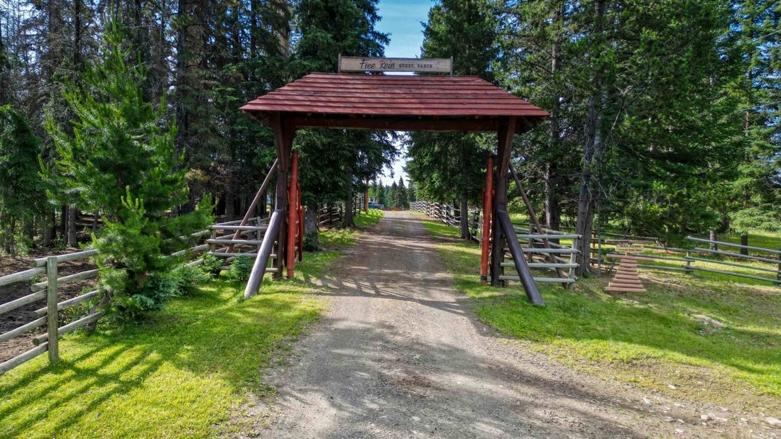 Casa en Bridge Lake, Columbia Británica, Canadá 4 - 18922478