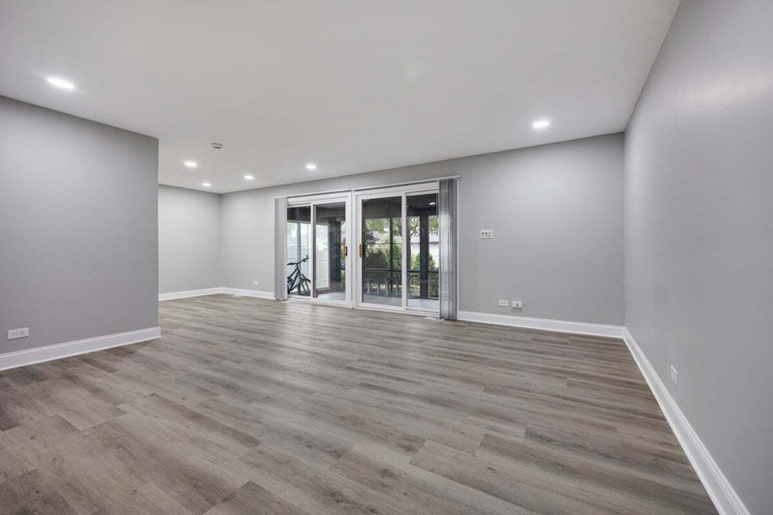 Casa a Elk Grove Village, Illinois, Stati Uniti 4 - 18922621
