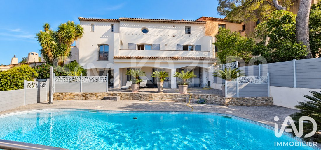 Casa a Le Dramont-Agay-Anthéor-Le Trayas, Saint-Raphaël, Francia 1 - 18924466