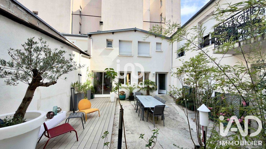 Apartment in Centre Ville, Clichy, France 2 - 18924435