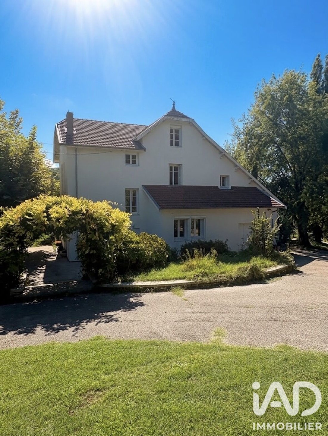 Maison à Saint-Sorlin-de-Morestel, Auvergne-Rhône-Alpes, France 1 - 18924447