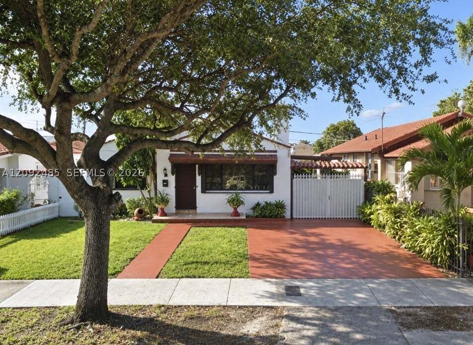 House in Miami, FL, United States 1 - 18922586
