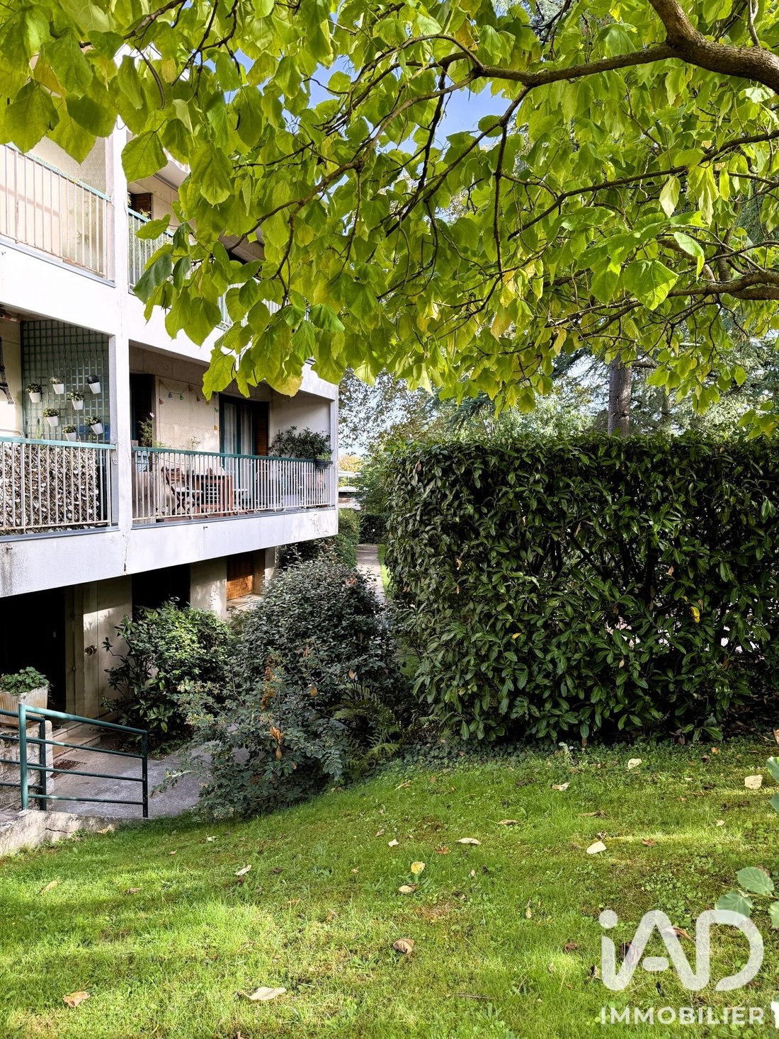 Wohnung in Côte Saint Louis, Garches, Frankreich 1 - 18924448
