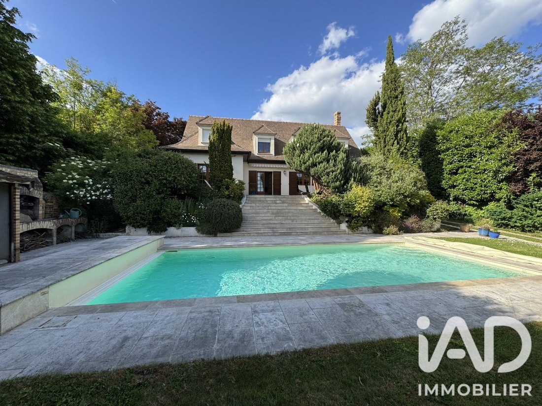 Casa en Villennes-sur-Seine, Isla de Francia, Francia 1 - 18924468