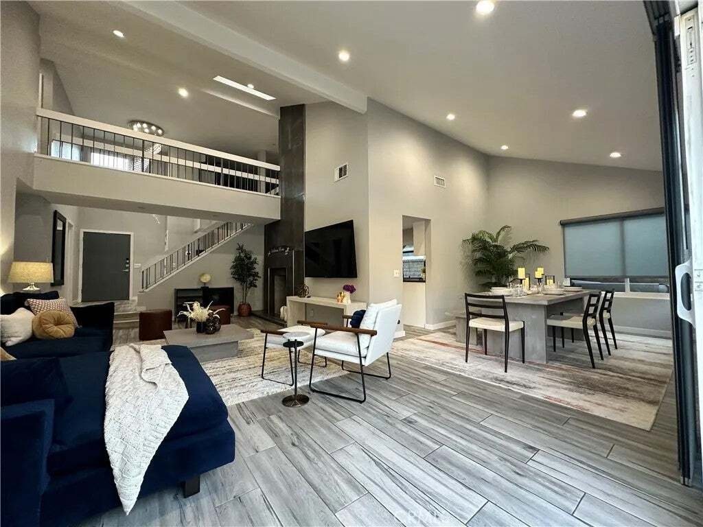 House in Laguna Hills, California, United States 5 - 18922633