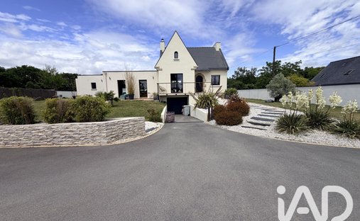 House in Est, Thouare-sur-Loire, France 1