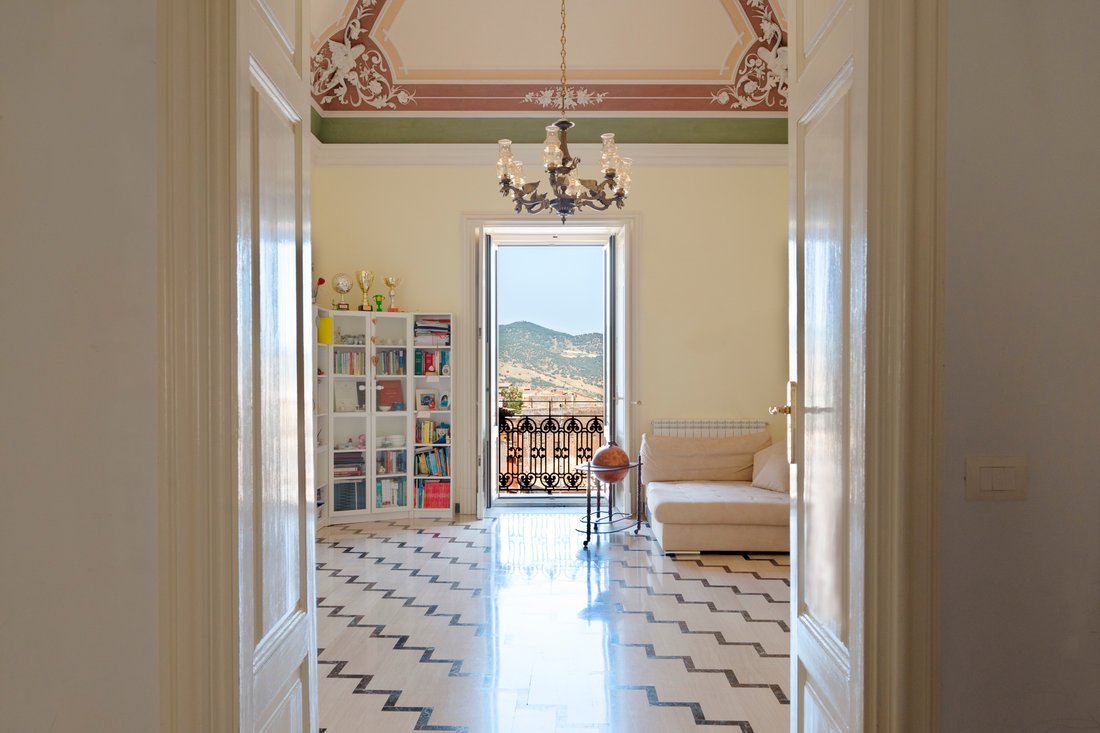 Casa en Bronte, Sicilia, Italia 1 - 18402618
