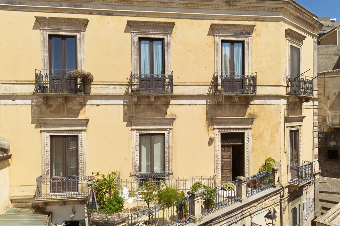 Casa en Bronte, Sicilia, Italia 4 - 18402618