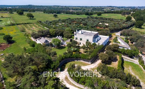 Estate in Ceglie Messapica, Apulia, Italy 1