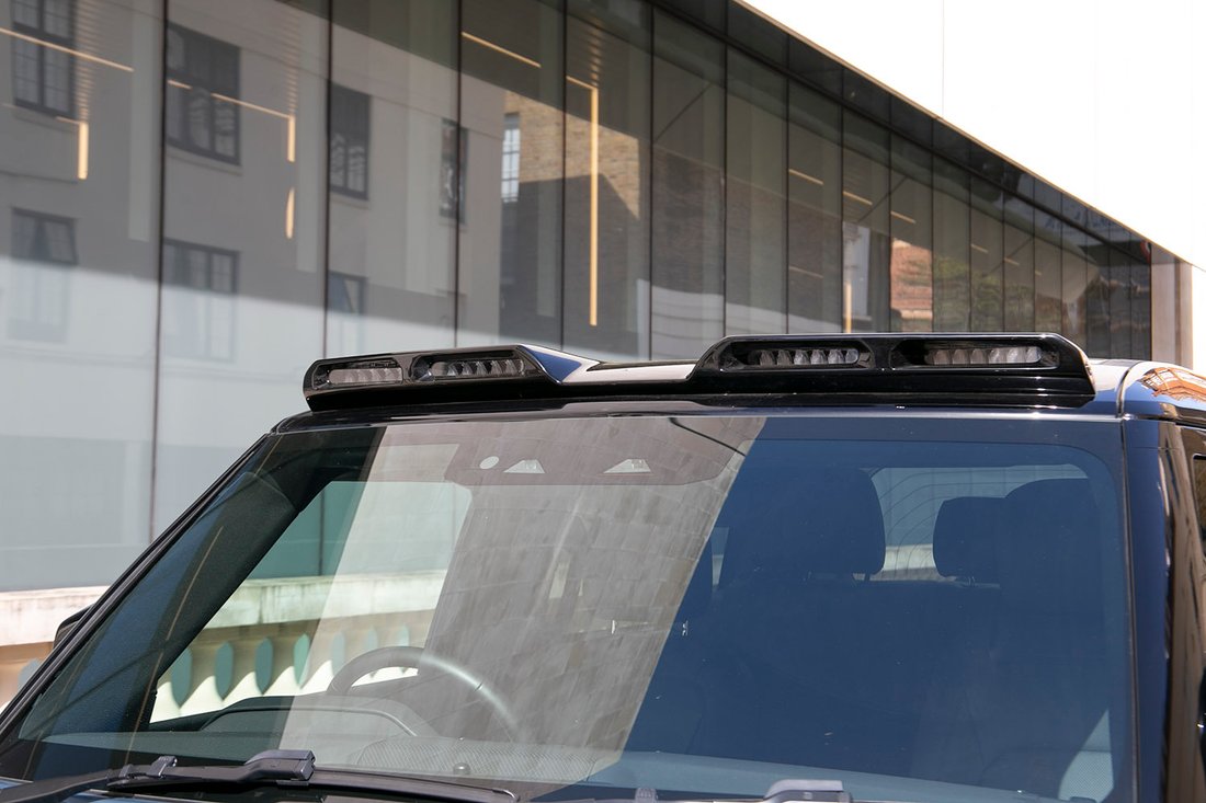 Suv in London, United Kingdom 3 - 18922817
