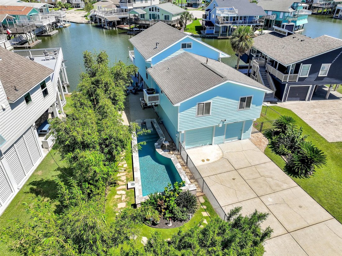 House in Galveston, Texas, United States 4 - 18922947