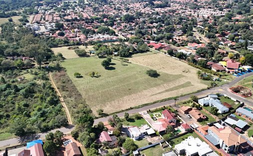 House in Theresapark, Akasia, Gauteng 1
