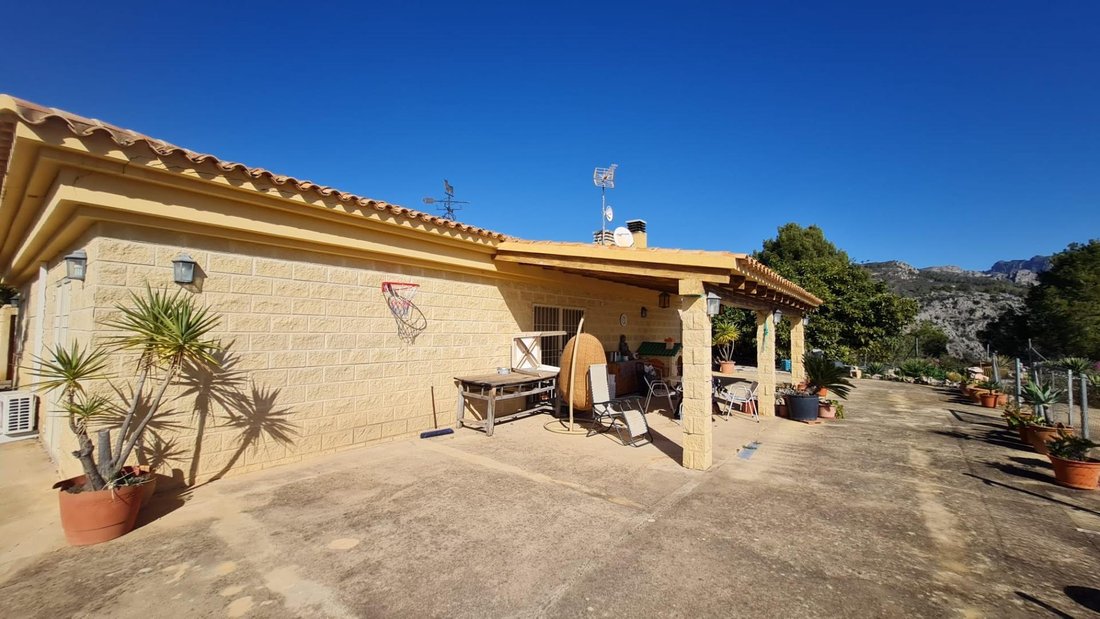 Chalet in Callosa d'en Sarria, Valencian Community, Spain 4 - 18923094