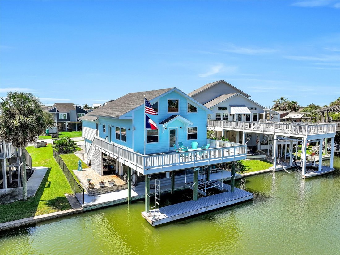 House in Galveston, Texas, United States 2 - 18922947