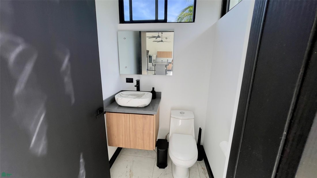 Condo in Tarcoles, Puntarenas Province, Costa Rica 4 - 18001045