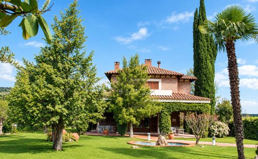 Chalet in La Portellada, Aragon, Spain 1