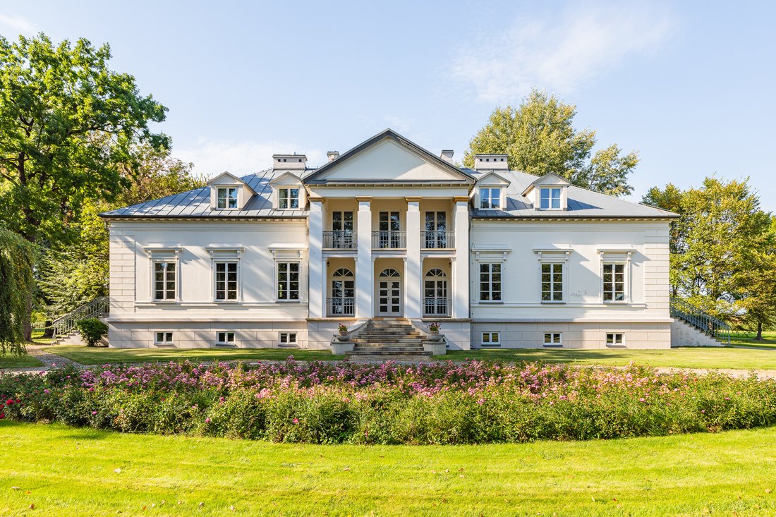 House in Falęcin, Masovian Voivodeship, Poland 1 - 18923151