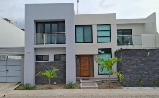 House in Manzanillo, Colima, Mexico 1