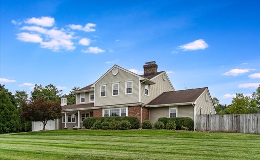 House in Peapack Gladstone Borough, New Jersey, United States 1