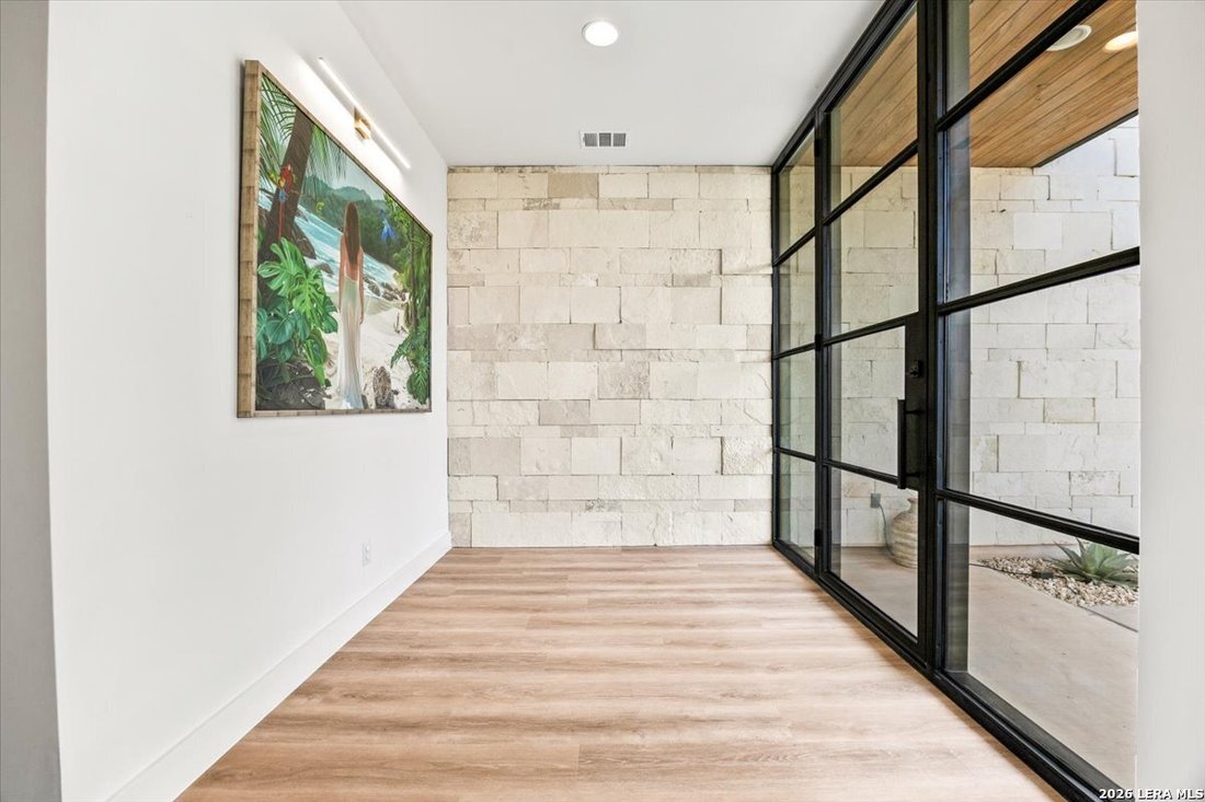 House in San Antonio, Texas, United States 5 - 18922777