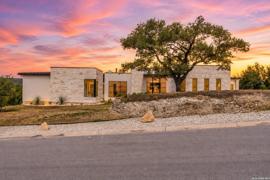 House in San Antonio, Texas, United States 1 - 18922777