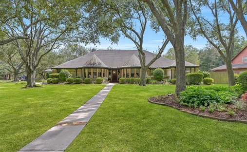 House in Friendswood, Texas, United States 1