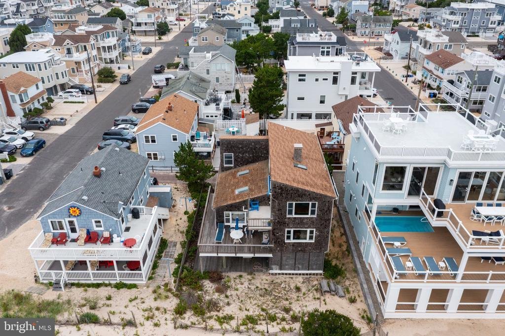 House in Ship Bottom, New Jersey, United States 3 - 18922882