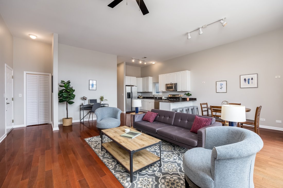 Condo in Chicago, Illinois, United States 2 - 18922887