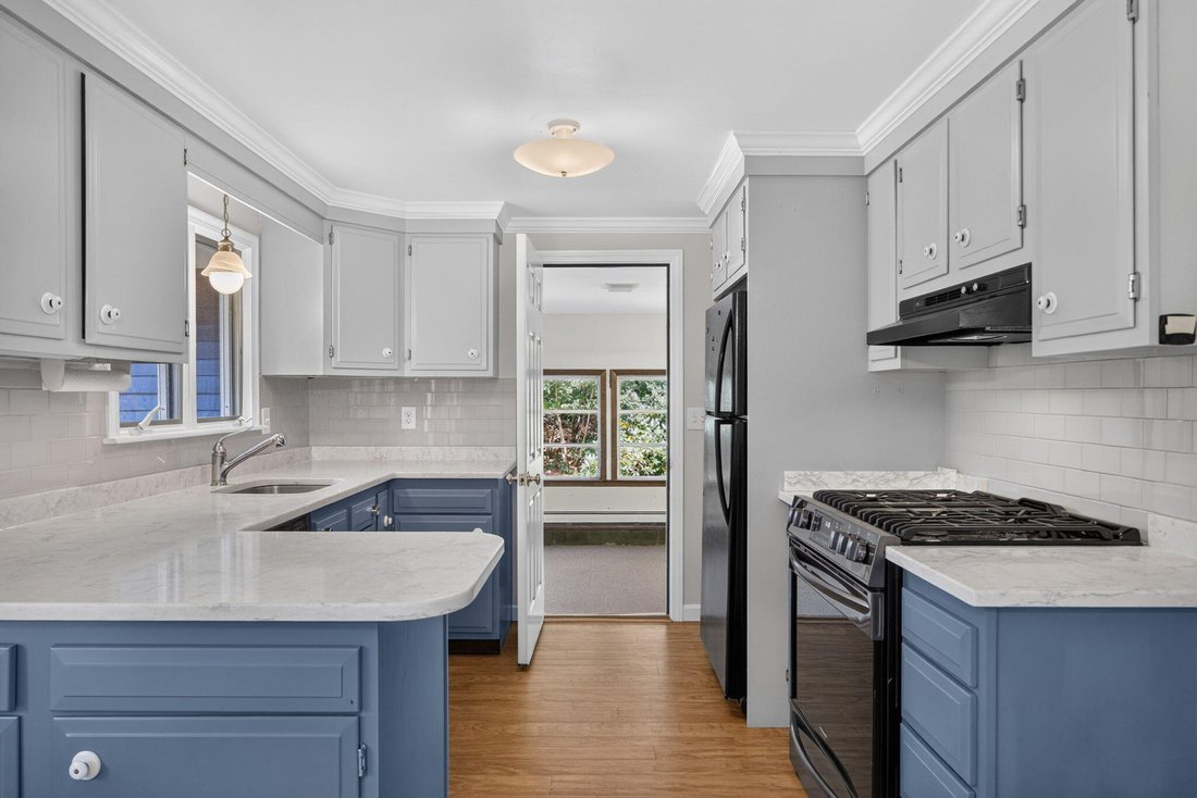 House in Harwich, Massachusetts, United States 2 - 18922987