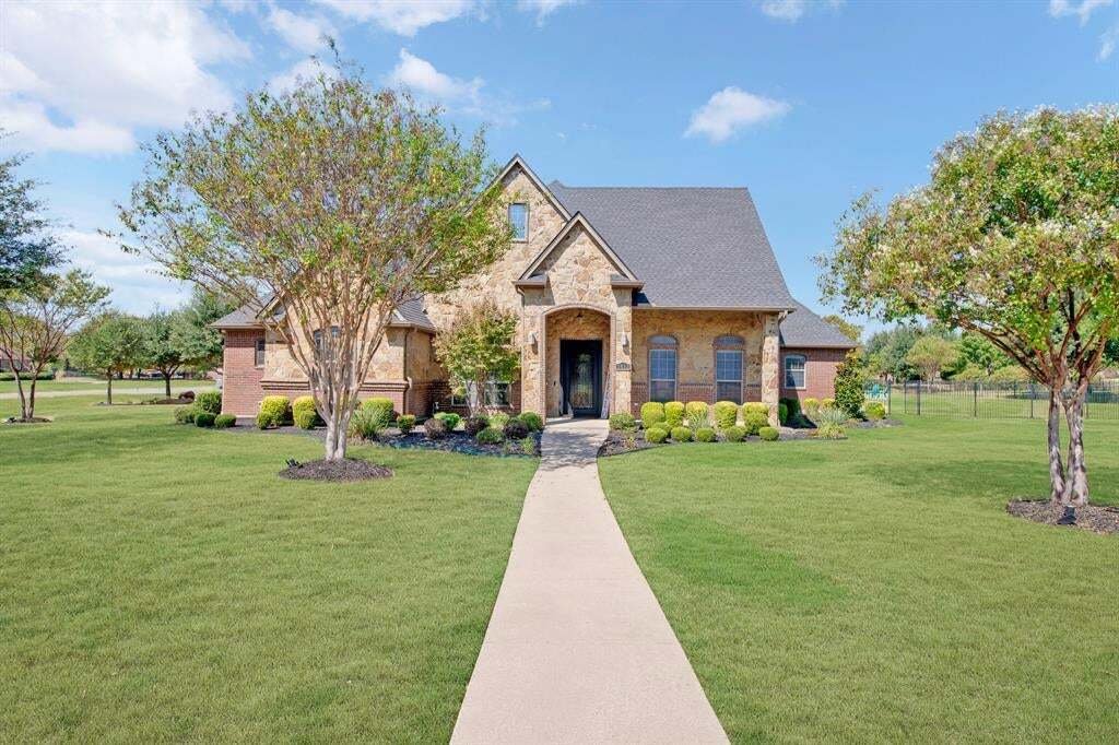 House in Burleson, Texas, United States 1 - 18922911