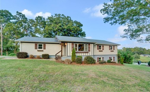 House in Six Mile, South Carolina, United States 1