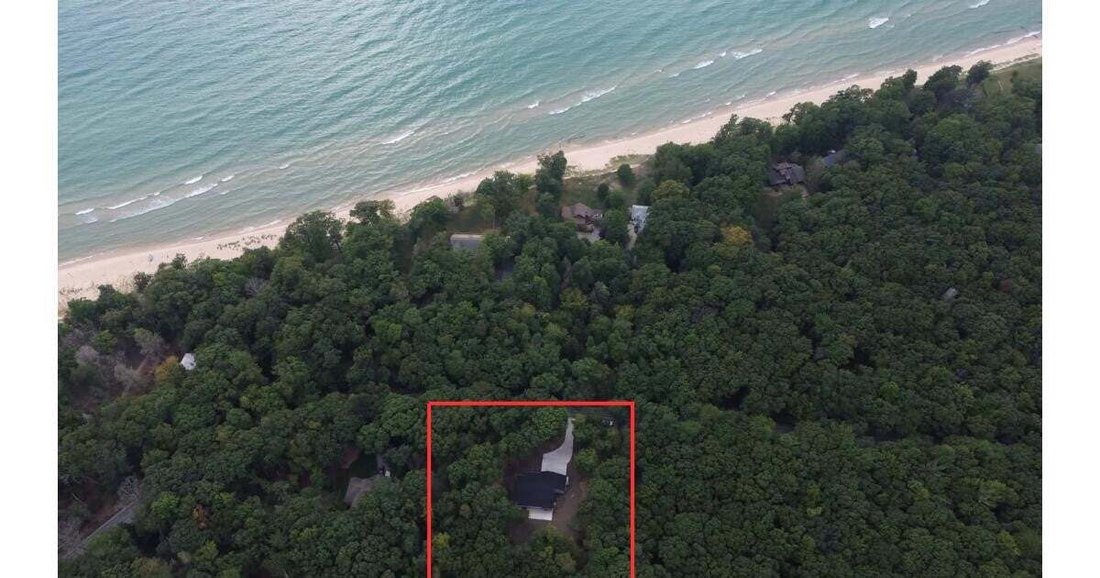 House in North Muskegon, Michigan, United States 3 - 18846453