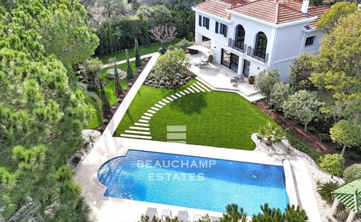Villa in Ponteil, Antibes, France 1
