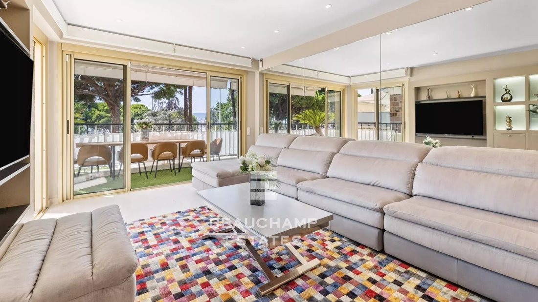 Apartment in Cannes, Provence-Alpes-Côte d'Azur, France 2 - 18923222