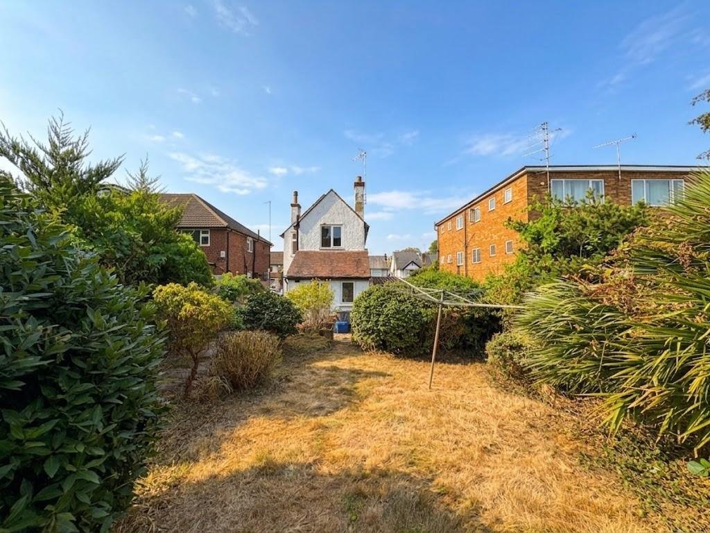 House in Mill Hill, Barnet, England 5 - 18923486