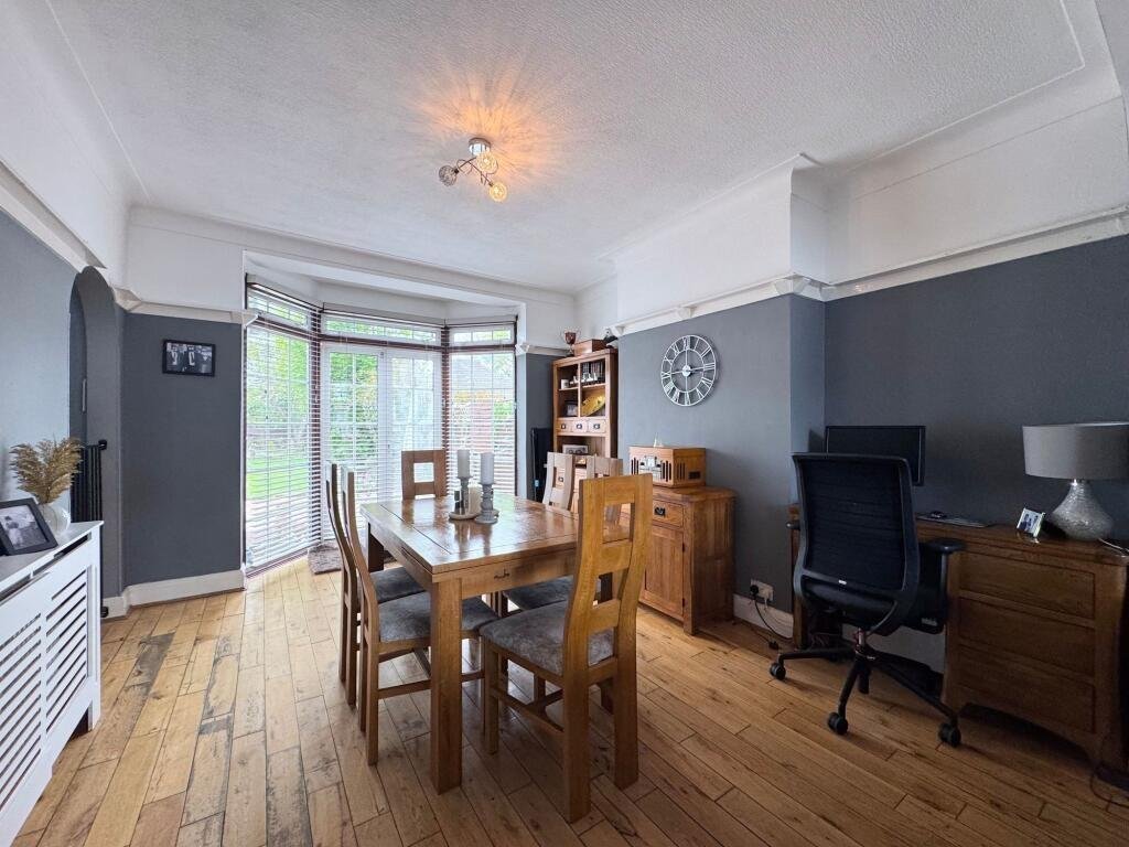 House in Mill Hill, Barnet, England 4 - 18923549