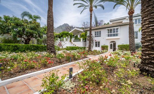 Villa in Marbella, Andalusia, Spain 1