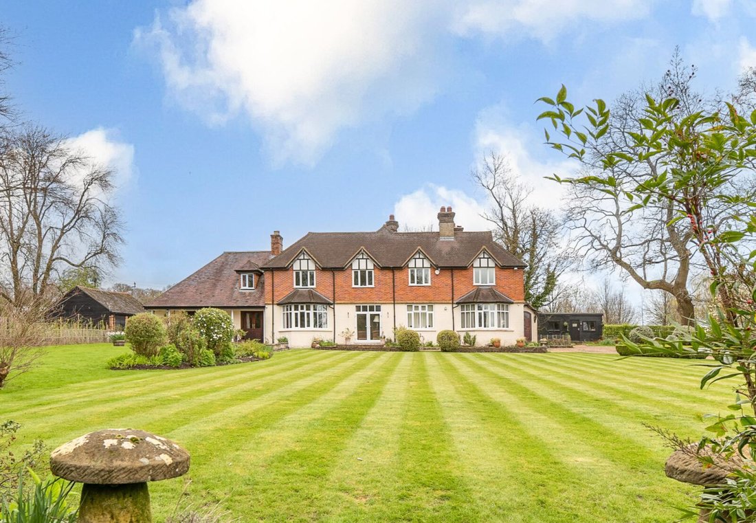 Haus in Mantles Green, Amersham, England 1 - 18923490