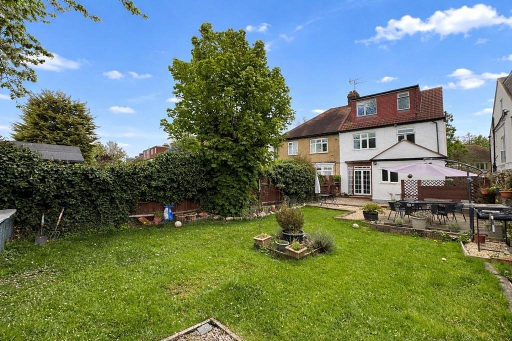 House in Mill Hill, Barnet, England 2 - 18923549