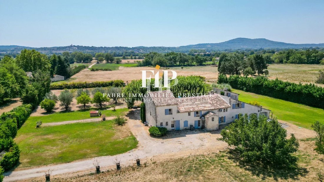 Estate in Mallemort, Provence-Alpes-Côte d'Azur, France 3 - 18923247