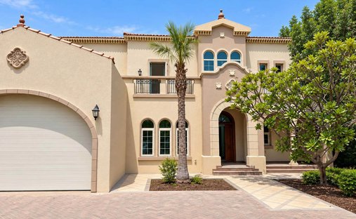 Villa in Jumeirah Islands / Juzur Jumeirah, Dubai, United Arab Emirates 1