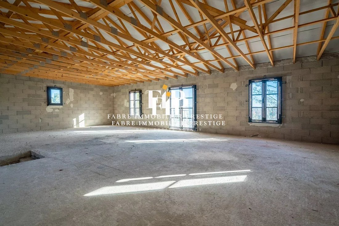 Estate in Granettes-Jauberte-Sainte Anne, Aix-en-Provence, France 5 - 18923233