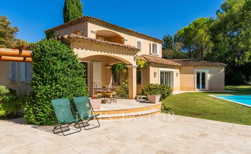House in Mazarin-Opéra-Bellegarde-Mairie, Aix-en-Provence, France 1