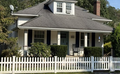 House in Frenchtown, New Jersey, United States 1