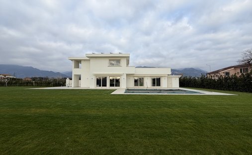 Villa in Centro, Forte dei Marmi, Tuscany 1