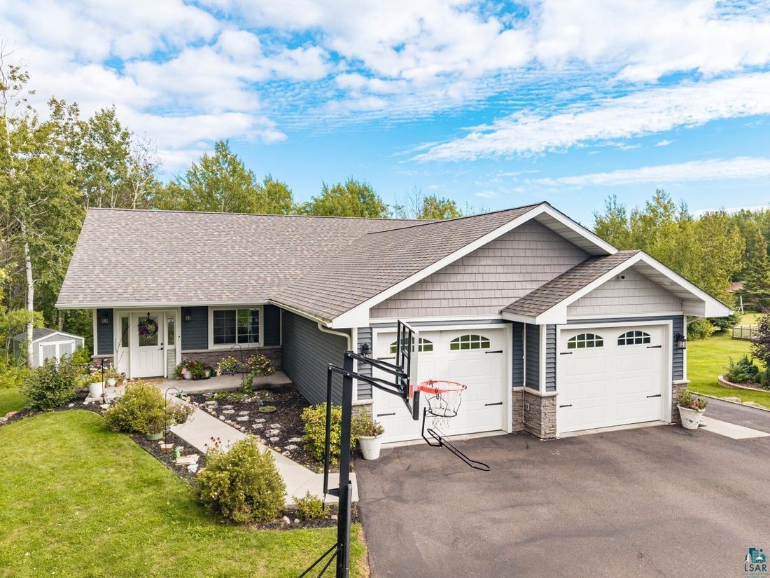 House in Hermantown, Minnesota, United States 1 - 18923373