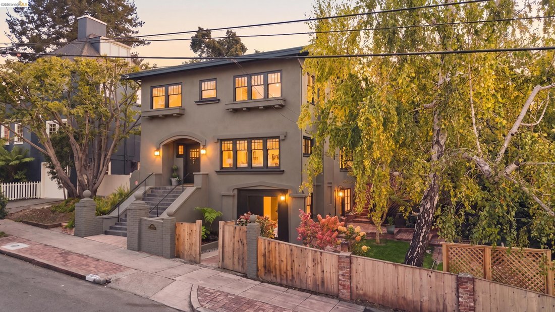House in Oakland, California, United States 2 - 18923364