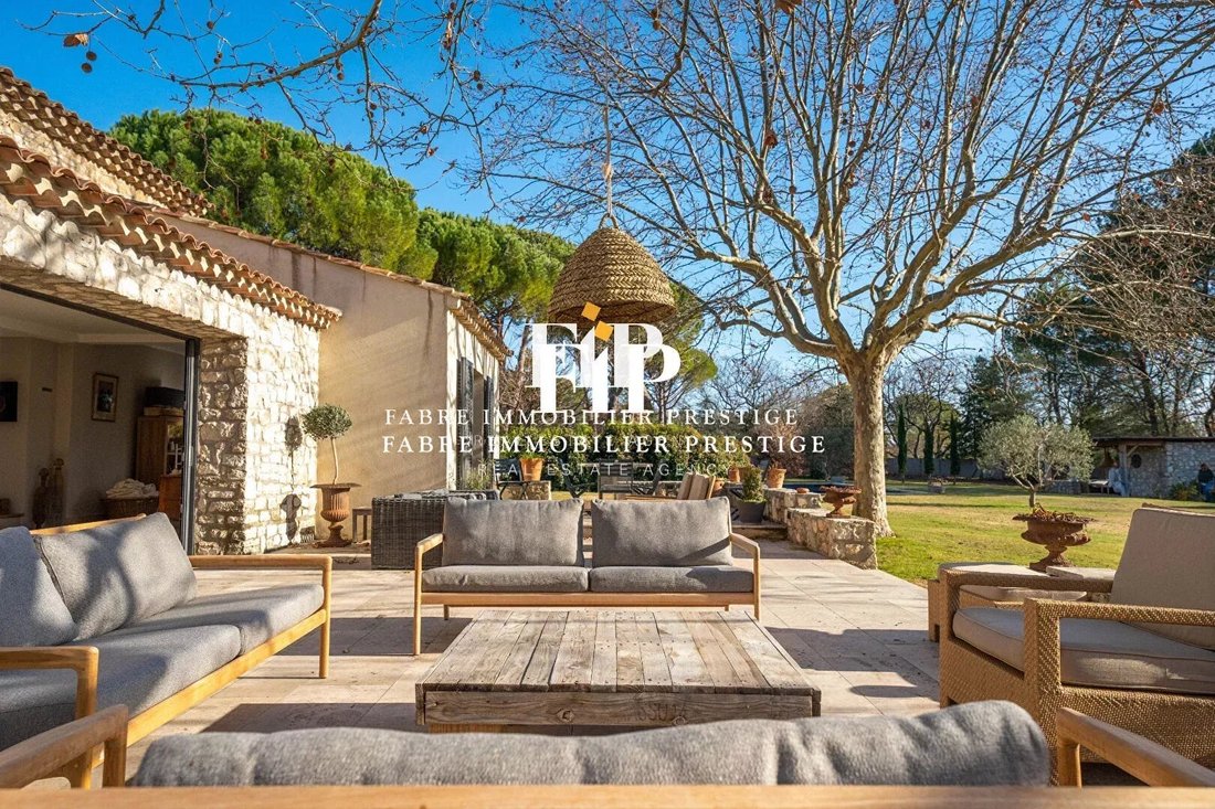 Estate in Plateau de Puyricard-La Trévaresse, Aix-en-Provence, France 1 - 18923306