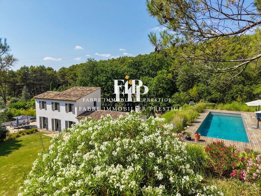 Estate in Granettes-Jauberte-Sainte Anne, Aix-en-Provence, France 2 - 18923311
