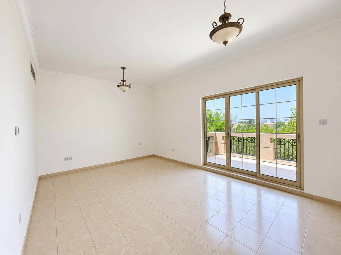 Villa in Jumeirah Islands / Juzur Jumeirah, Dubai, United Arab Emirates 5 - 18659773